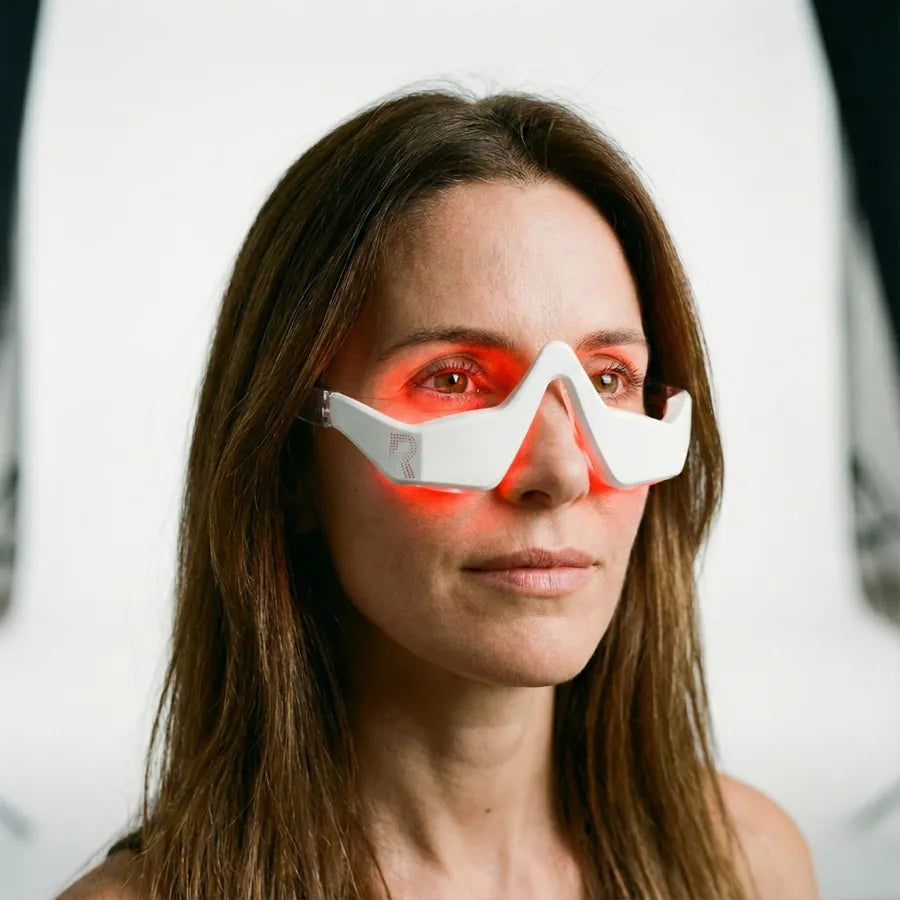 Redermis - Gafas Luz Roja Anti Ojeras y Bolsas - g03_uso